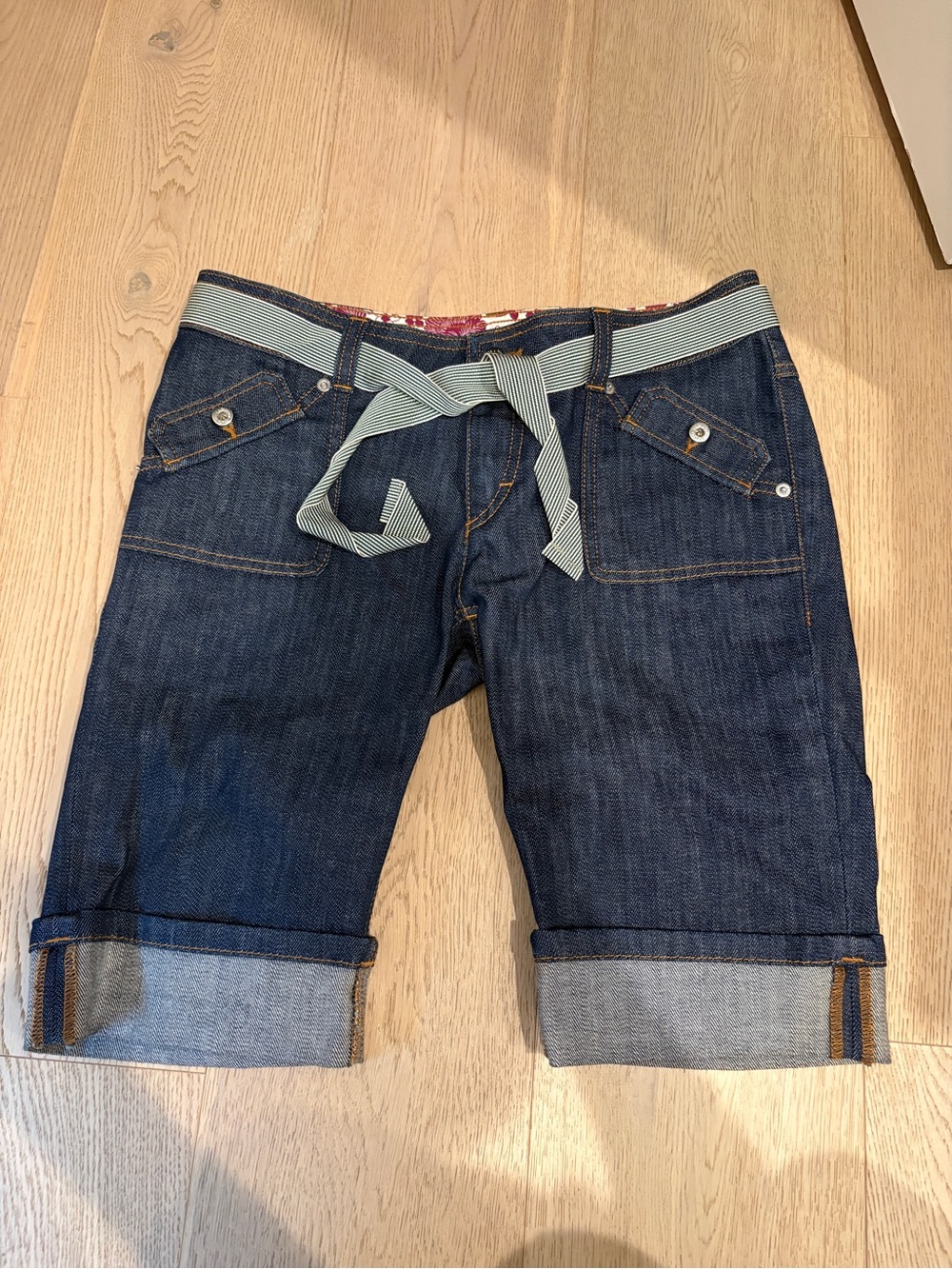 *RARE* Vintage D&G Dark Blue Jean Shorts